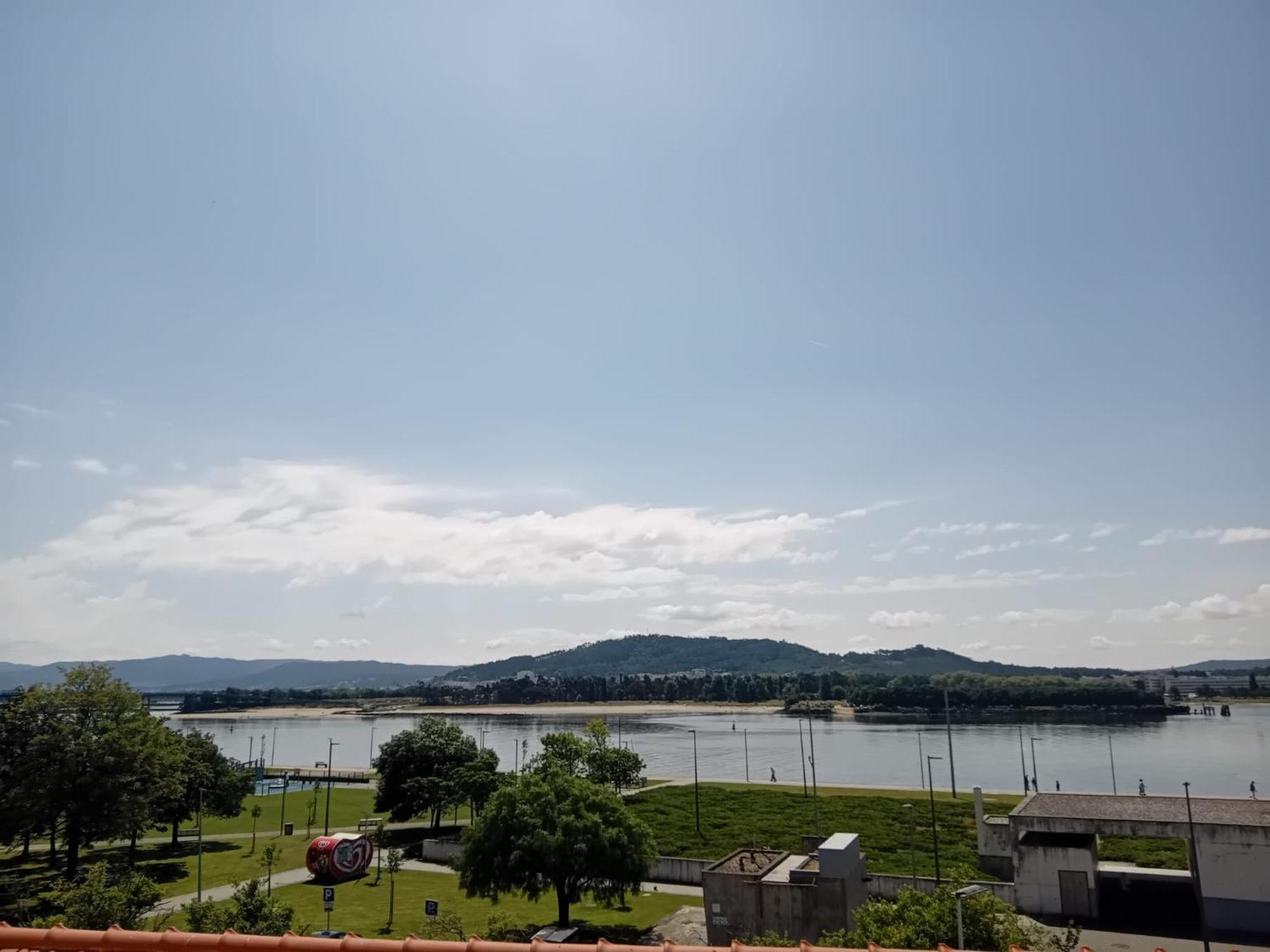 Lua Rooftop Apartment Viana do Castelo Luaran gambar